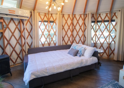 Escalante Yurts Aspen Yurt queen bed